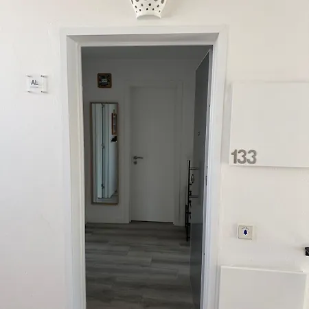 Oura Retreat אלבופיירה